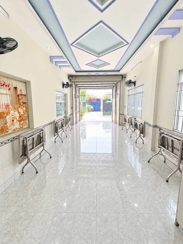 Bán nhà mặt tiền Nguyễn Văn Tỏ Biên Hòa 100m², 3PN, 6,1 tỷ