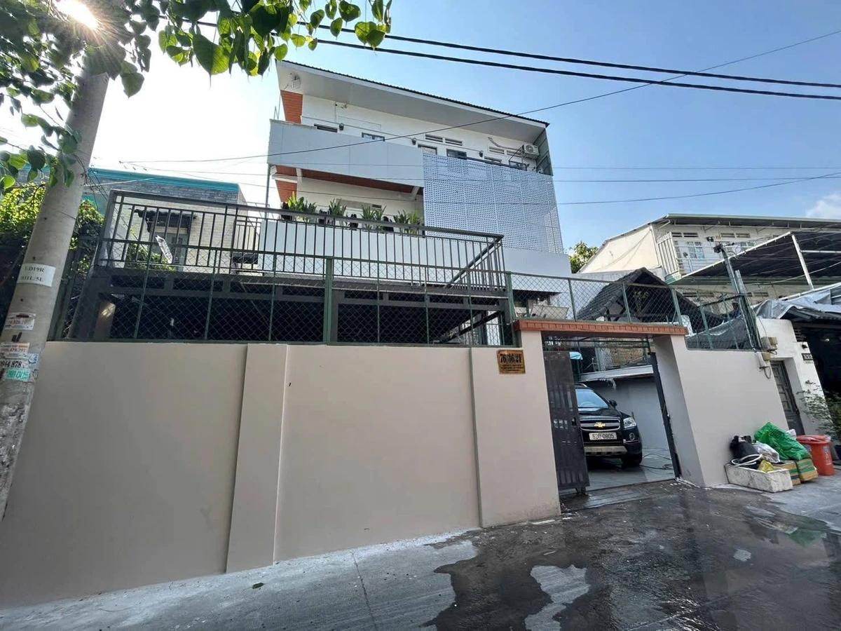 Bán dãy trọ 1 trệt 2 lầu 13 phòng 137m2 Linh Chiểu, Thủ Đức giá 10,999 tỷ - Ảnh thu nhỏ 3