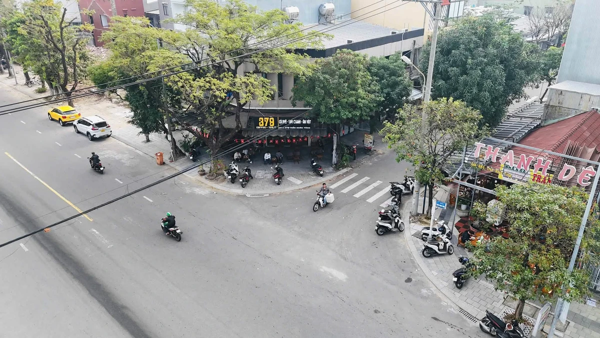Bán nhà 2 tầng 6PN 147m² 2 mặt tiền Trần Nhân Tông Sơn Trà - Ảnh 1