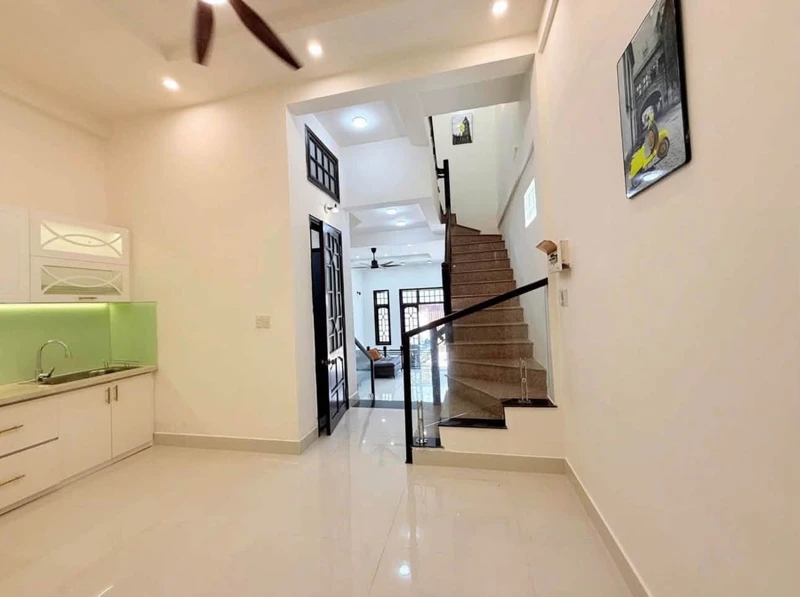 Bán nhà 2 tầng 93m² trung tâm Huế, 3 tỷ