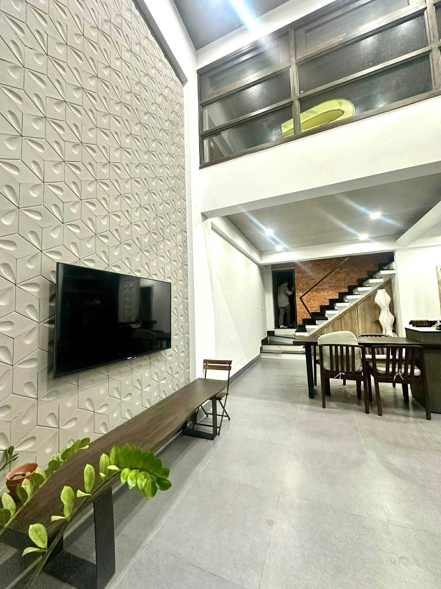 Bán nhà mặt tiền 3,5 tầng 53m2 gần Đinh Bộ Lĩnh, phường Quy Nhơn, giá nhỉnh 4 tỷ - Ảnh thu nhỏ 2