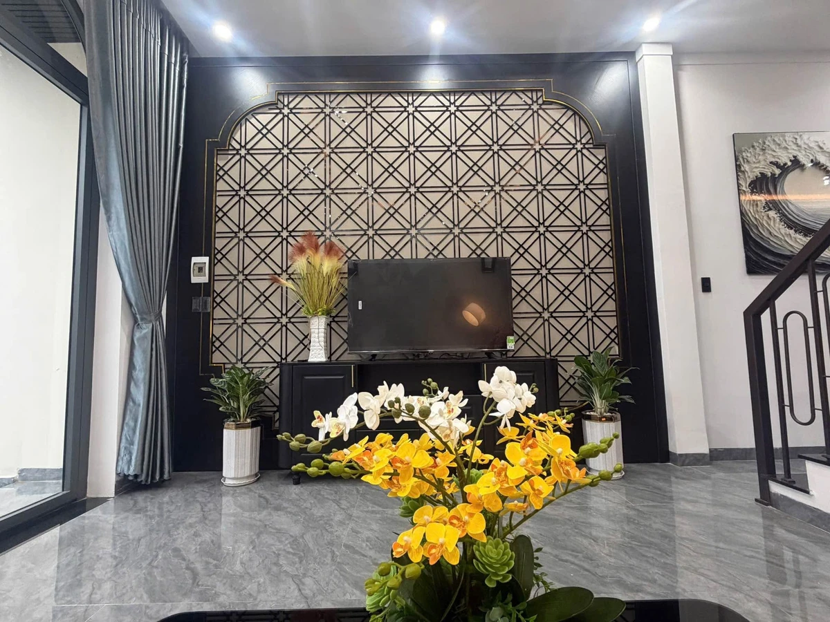 Bán nhà mặt tiền Quang Trung, Buôn Ma Thuột, 90m², 6,85 tỷ - Ảnh thu nhỏ 5