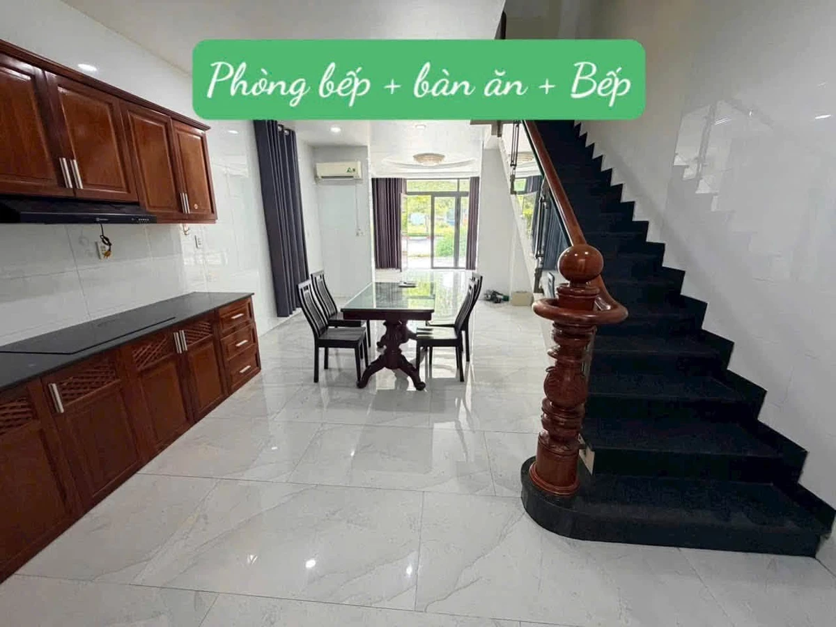 Bán nhà mặt tiền Hùng Vương nối dài, căn góc 90m², gần AEON Mall Tân An, giá 9,8 tỷ - Ảnh thu nhỏ 3