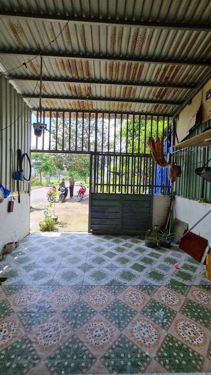 Bán nhà Cần Giuộc 48m2 1 tỷ 300 triệu - Ảnh thu nhỏ 4