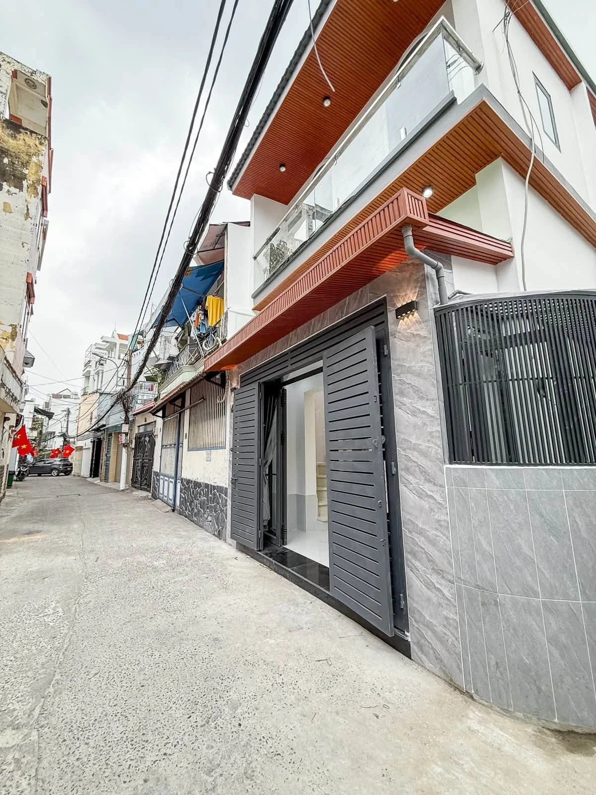 Bán nhà hẻm ô tô căn góc 33m² 3 tầng Phan Văn Trị P11 Bình Thạnh, tầm 6 tỷ - Ảnh 1