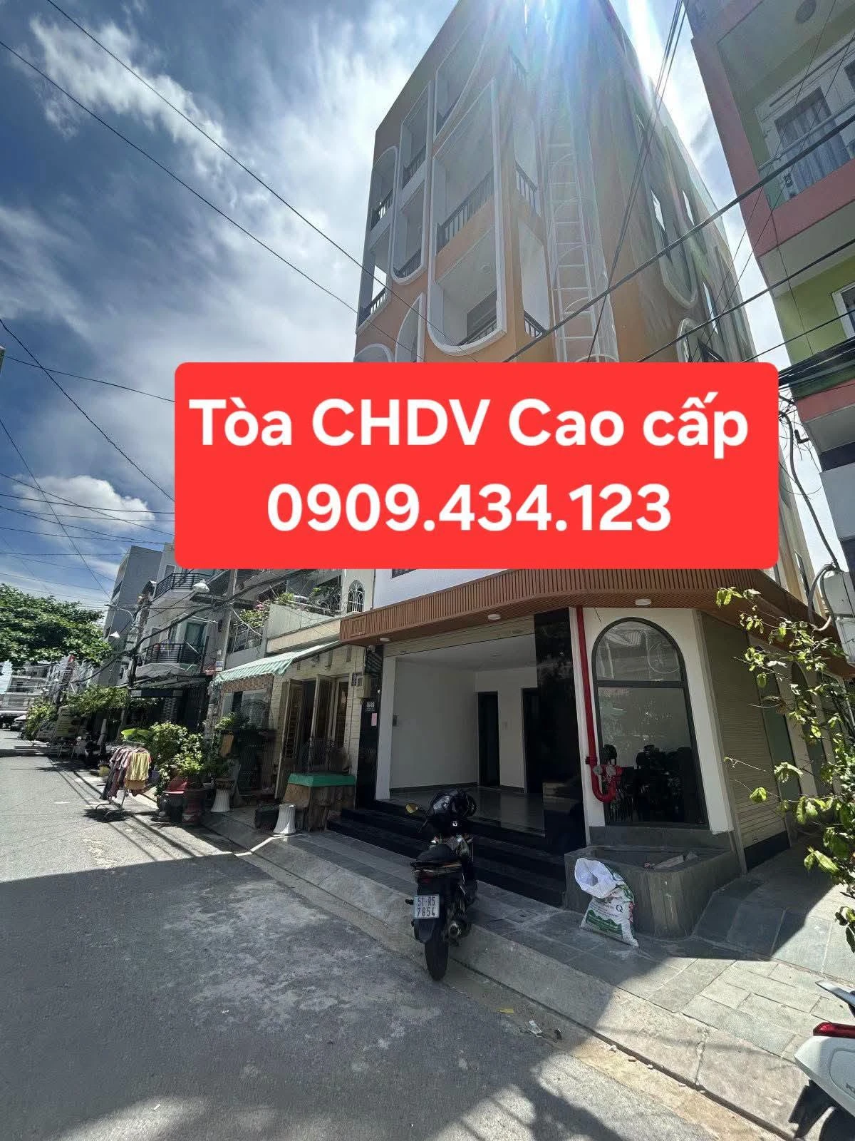 Bán tòa căn hộ dịch vụ 1 trệt 6 lầu 18 căn, 5,5x13m, giá 20,8 tỷ, Phú Thọ Hòa, Tân Phú - Ảnh 1