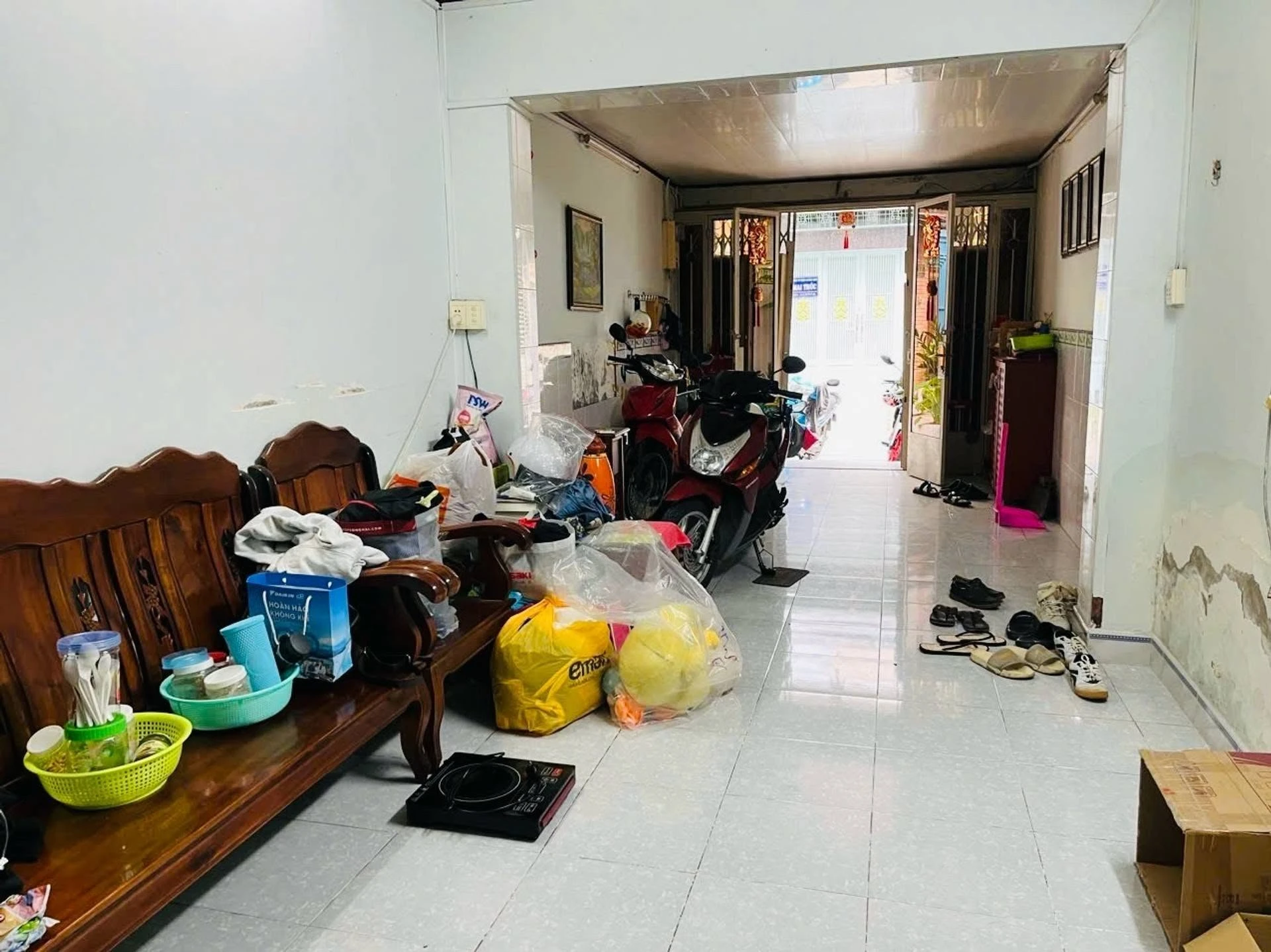 Bán nhà 2 tầng 51m² 4PN hẻm xe hơi đối diện Lăng Ông Bà Chiểu, Bình Thạnh - Ảnh 1