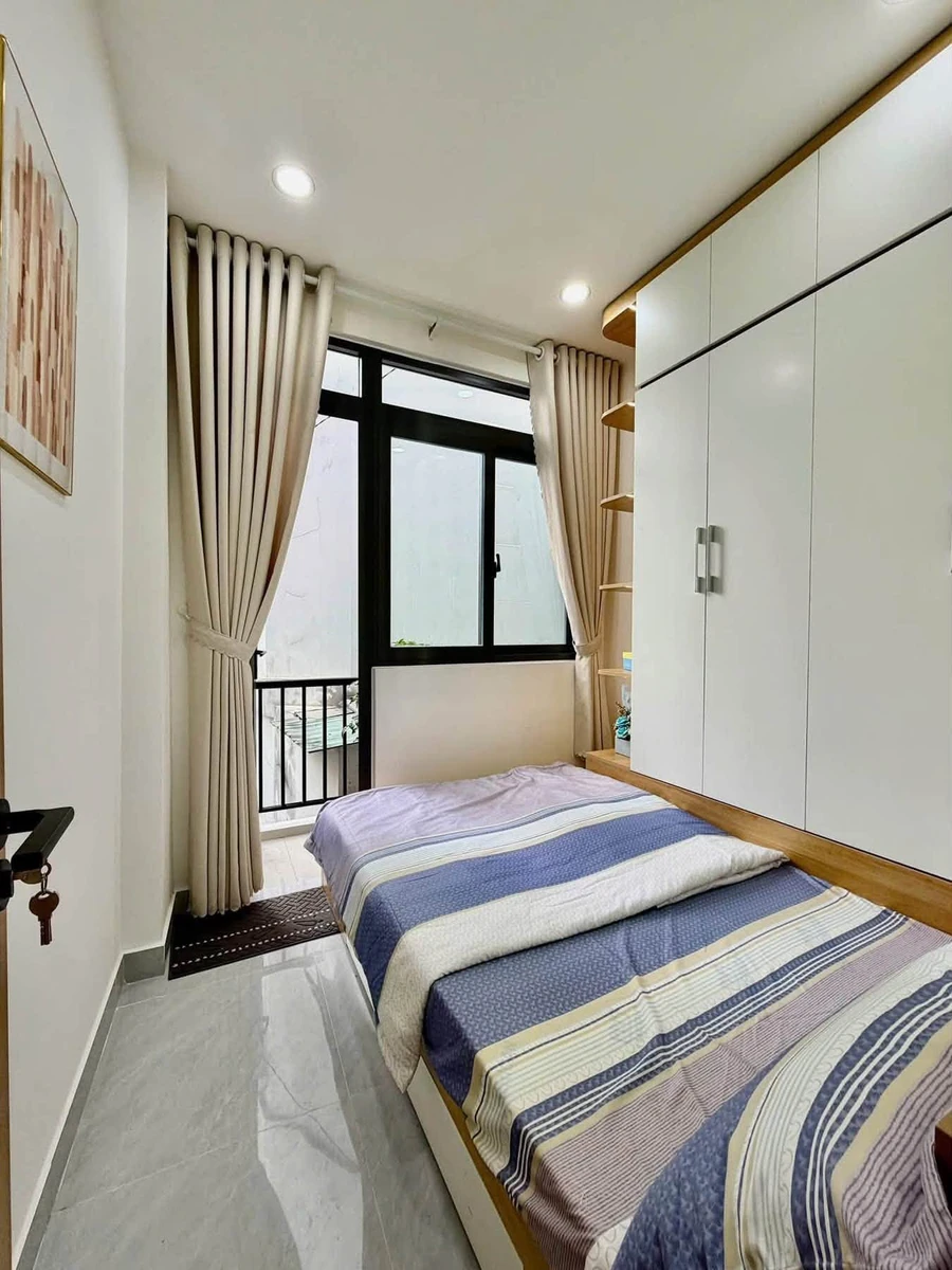 Bán nhà 2 tầng 20m² full nội thất, 2PN 2WC đường Nguyễn Thái Sơn, Gò Vấp - Ảnh thu nhỏ 4