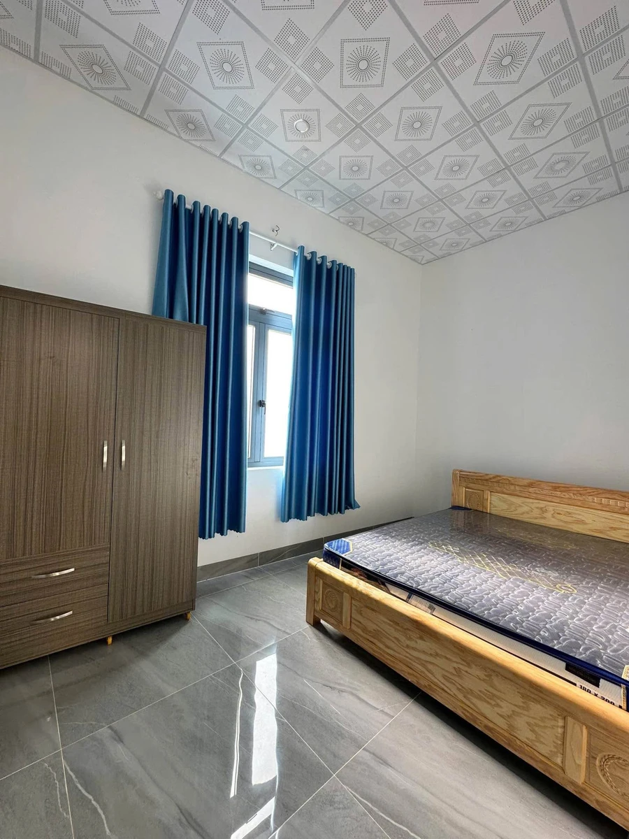 Bán nhà 2 PN 100 m2 hẻm Y Moan, Buôn Ma Thuột - Ảnh 1