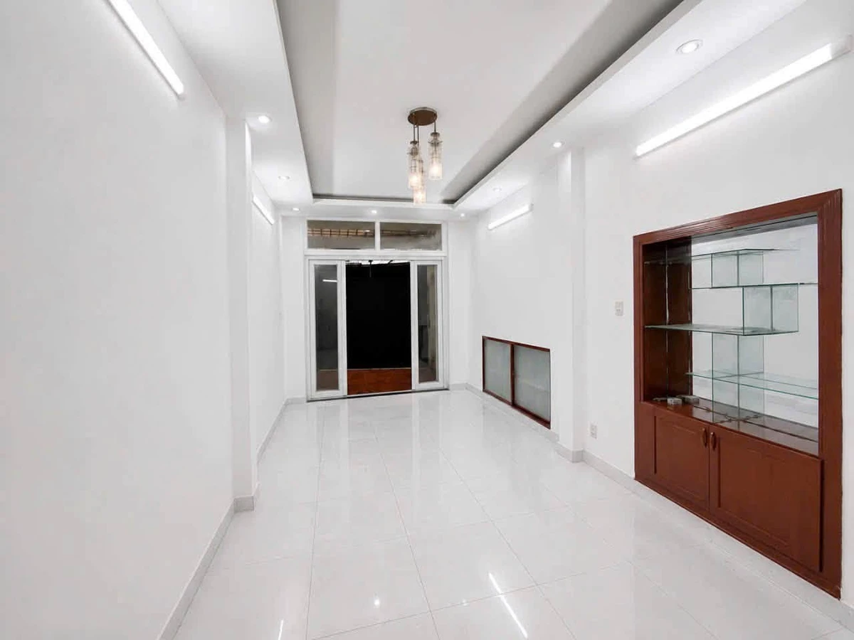 Bán nhà phố 4PN 3WC 52,5m² Hoàng Hoa Thám Phú Nhuận 7,95 tỷ - Ảnh thu nhỏ 2
