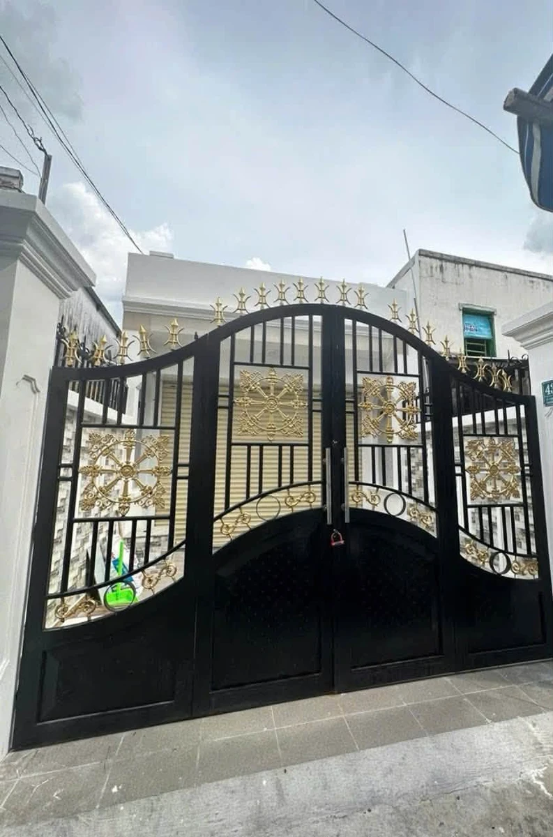 Bán nhà hẻm xe hơi 75m² đường Lê Văn Khương, Quận 12, giá nhỉnh 4 tỷ - Ảnh 1