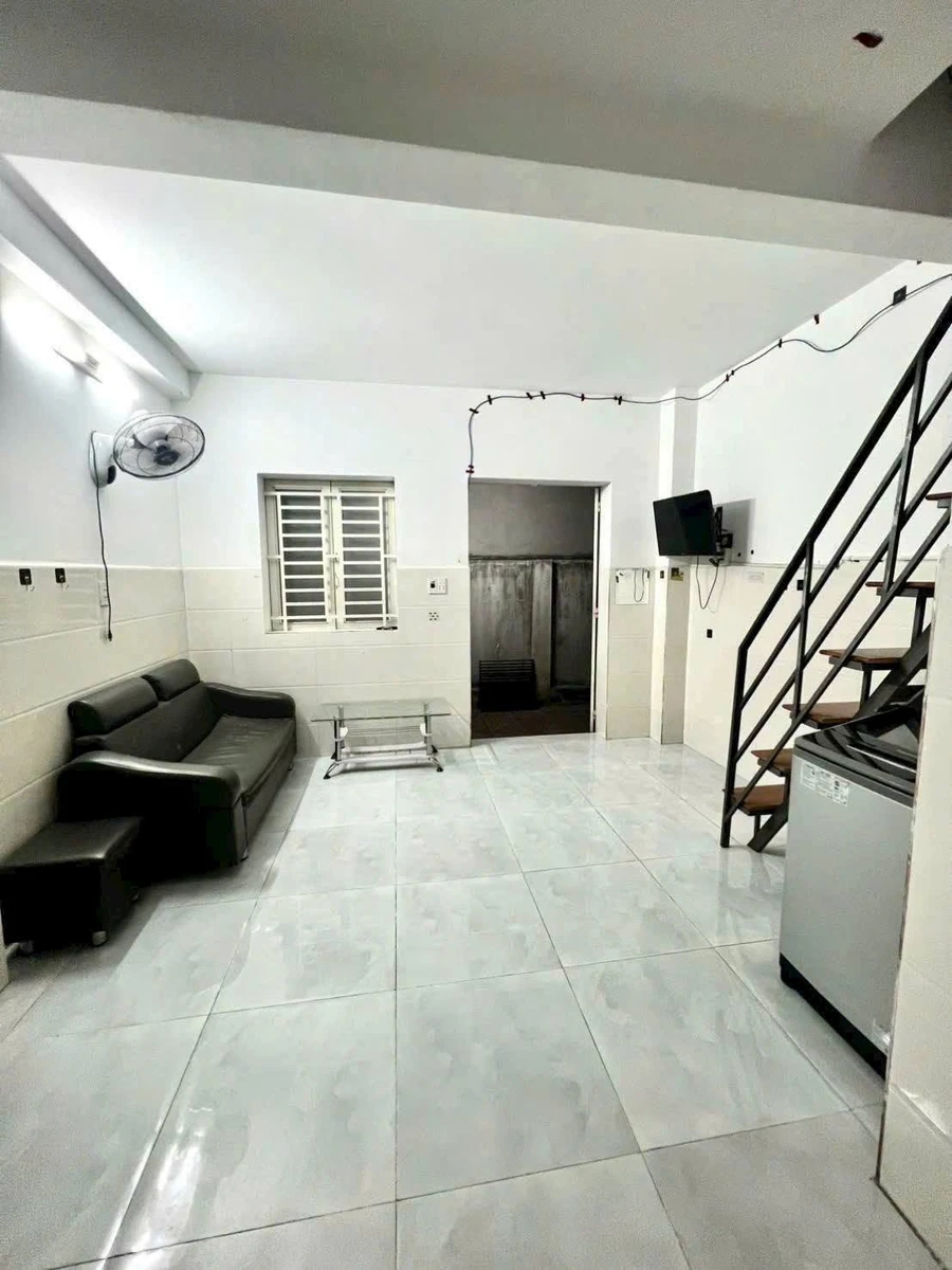 Cho thuê nhà liền kề 2 PN 60m² Phú Lợi, Bình Dương 5 triệu/tháng - Ảnh thu nhỏ 3