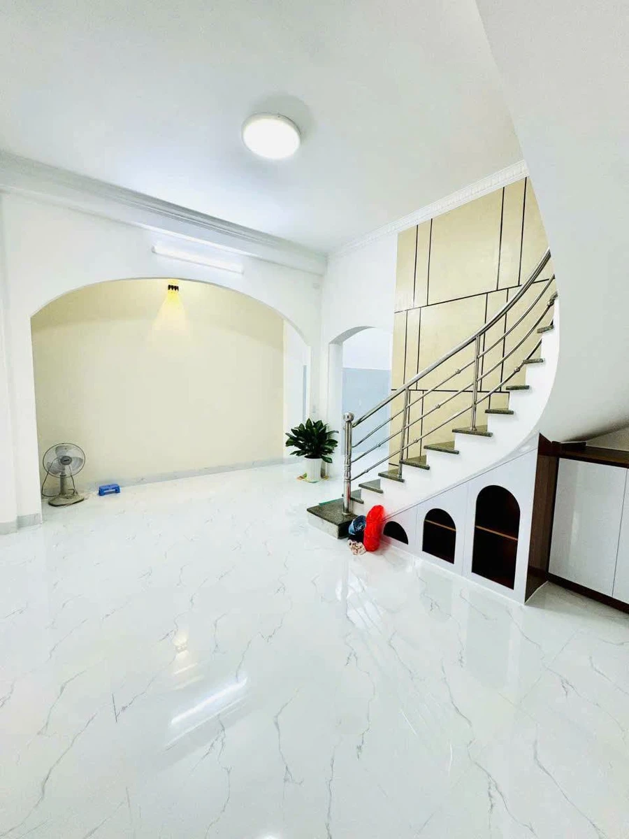 Bán nhà 1 trệt 1 lầu 180m² Phường Long Bình 3,85 tỷ - Ảnh thu nhỏ 4