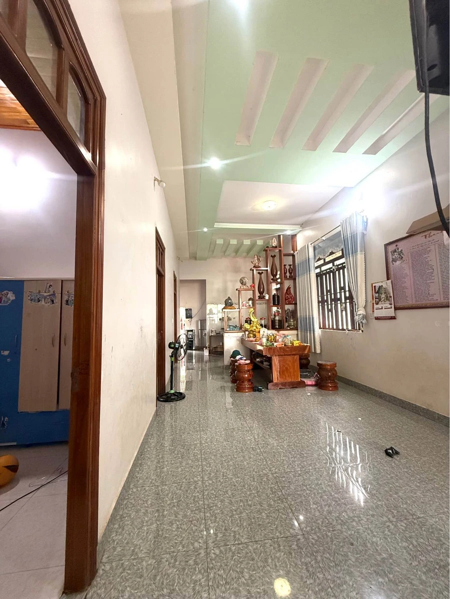Bán nhà mái Thái 3 phòng ngủ 270m² Tiến Thành, Bình Phước - Ảnh thu nhỏ 4