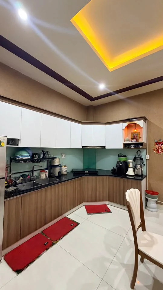 Bán nhà 4 phòng ngủ mặt tiền 230m2 Cẩm Thành - Ảnh 1