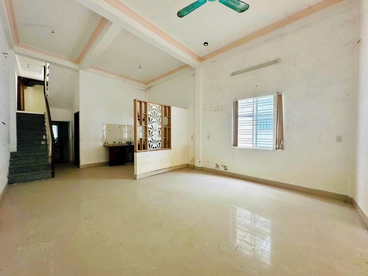 Bán nhà 2,5 tầng 99,5m² 2 mặt tiền Huỳnh Tấn Phát Huế - Ảnh thu nhỏ 3