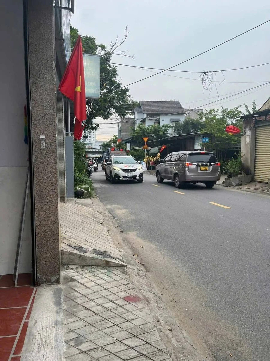 Cho thuê nhà trệt 108m² có sân ô tô Bình Phú Thủ Đức 10.5tr/tháng - Ảnh 1