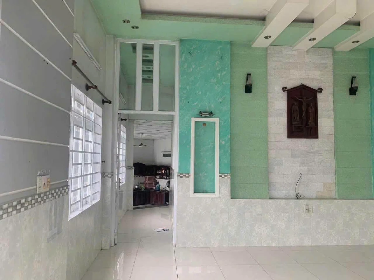 Bán nhà sân vườn 370m² gần Giáo xứ Ngọc Đồng, Đồng Nai - Ảnh thu nhỏ 2