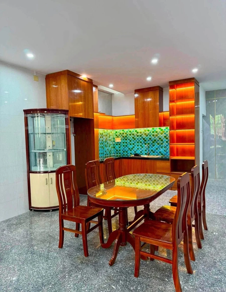 Bán nhà Tô Hiến Thành Quy Nhơn 72m2, 7 tỷ 950 - Ảnh thu nhỏ 5