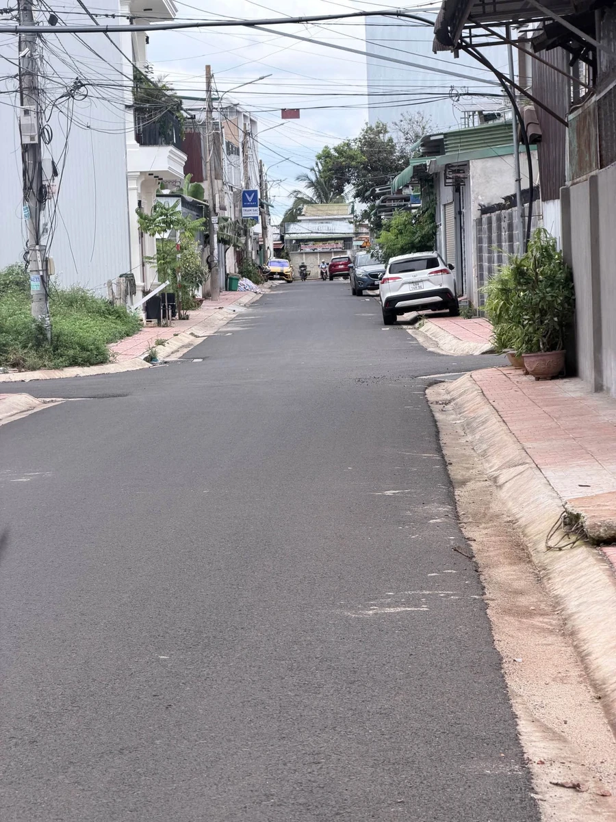 Bán đất hẻm Mạc Thị Lựu Quận 7, 90m² sổ riêng - Ảnh 1