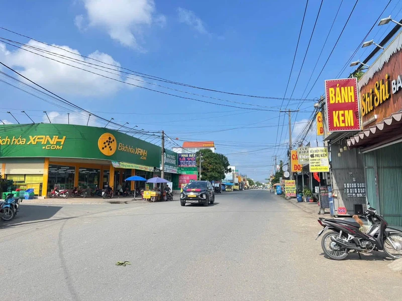Cho thuê nhà mặt tiền 125m² tại KDC Tân Đức