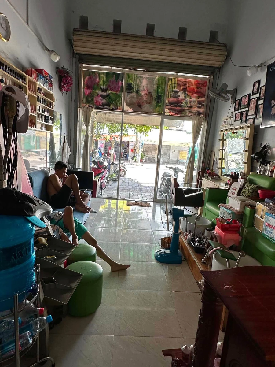 Sang tiệm tóc và nail 40m² đường N6, Thuận An, Bình Dương - 4,5 triệu/tháng - Ảnh 1