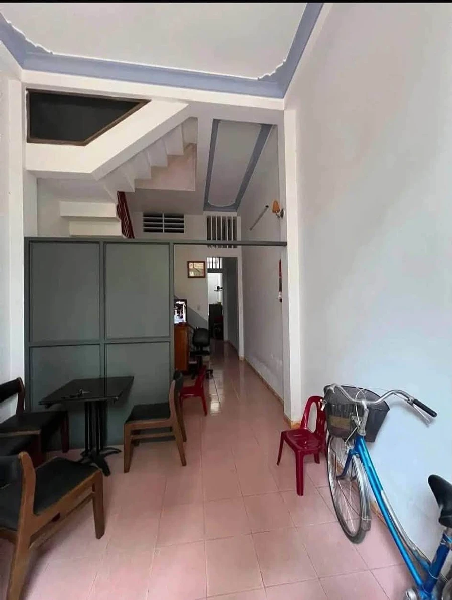 Bán nhà 2 tầng mặt tiền Nguyễn Khuyến, Quy Nhơn, 46m² - Ảnh thu nhỏ 3
