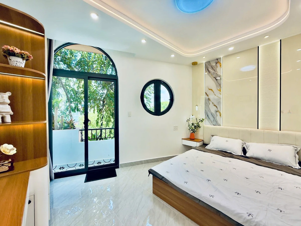 Bán nhà mặt tiền Trường Sa 5 tầng 3PN 31.5m² 9.95 tỷ - Ảnh thu nhỏ 2
