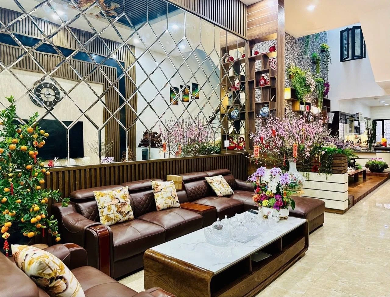 Bán nhà lô góc Trung Hành 141m2, 4 tầng, 8,9 tỷ - Ảnh 1