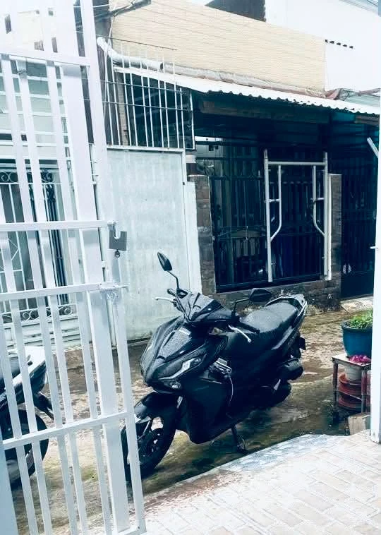 Bán nhà cấp 4 hẻm ba gác 70,5m2 gần đường Tân Hội, Quận 4, giá 5,99 tỷ - Ảnh thu nhỏ 2