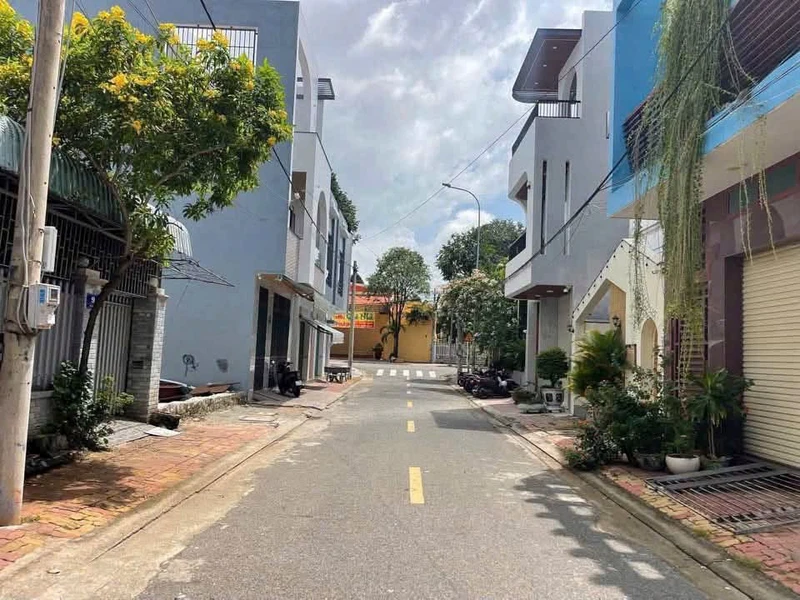 Bán đất mặt tiền Tạ Uyên, Bà Rịa, 96m²