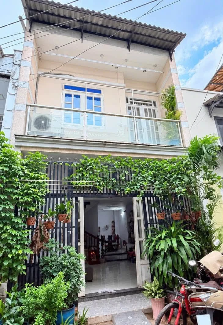Cho thuê nhà 2PN, 65m² đường Hương Lộ 2, Bình Tân - Ảnh 1