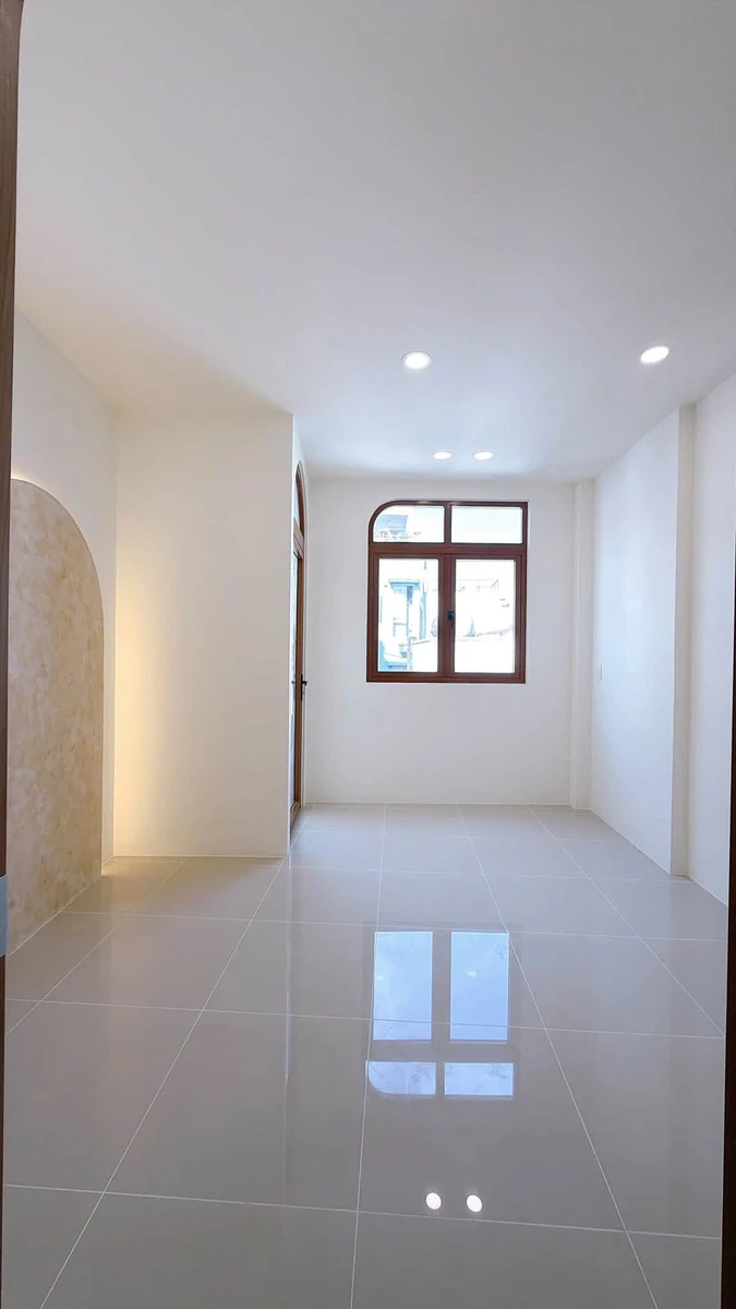 Bán nhà hẻm Hoàng Diệu, Phường Khánh Hội, Quận 4, 33m2, 1 trệt 2 lầu, giá 5,59 tỷ - Ảnh thu nhỏ 2