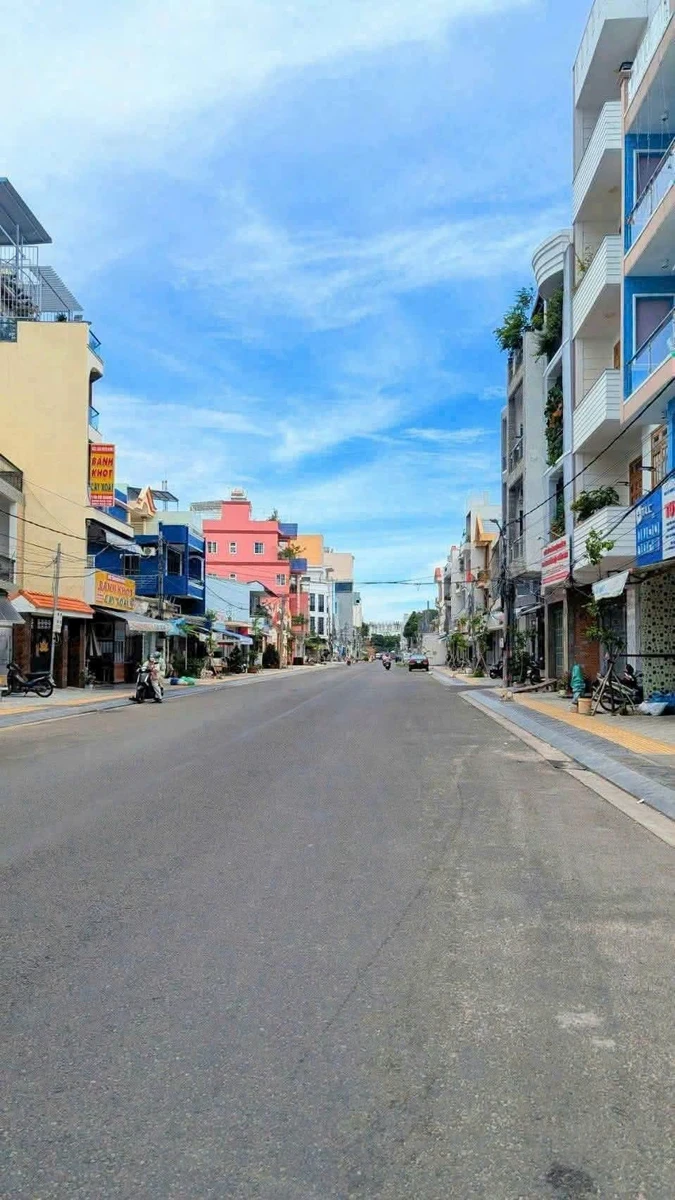 Bán nhà mặt tiền Cô Giang 229m2, 4 PN tại Vũng Tàu - Ảnh 1