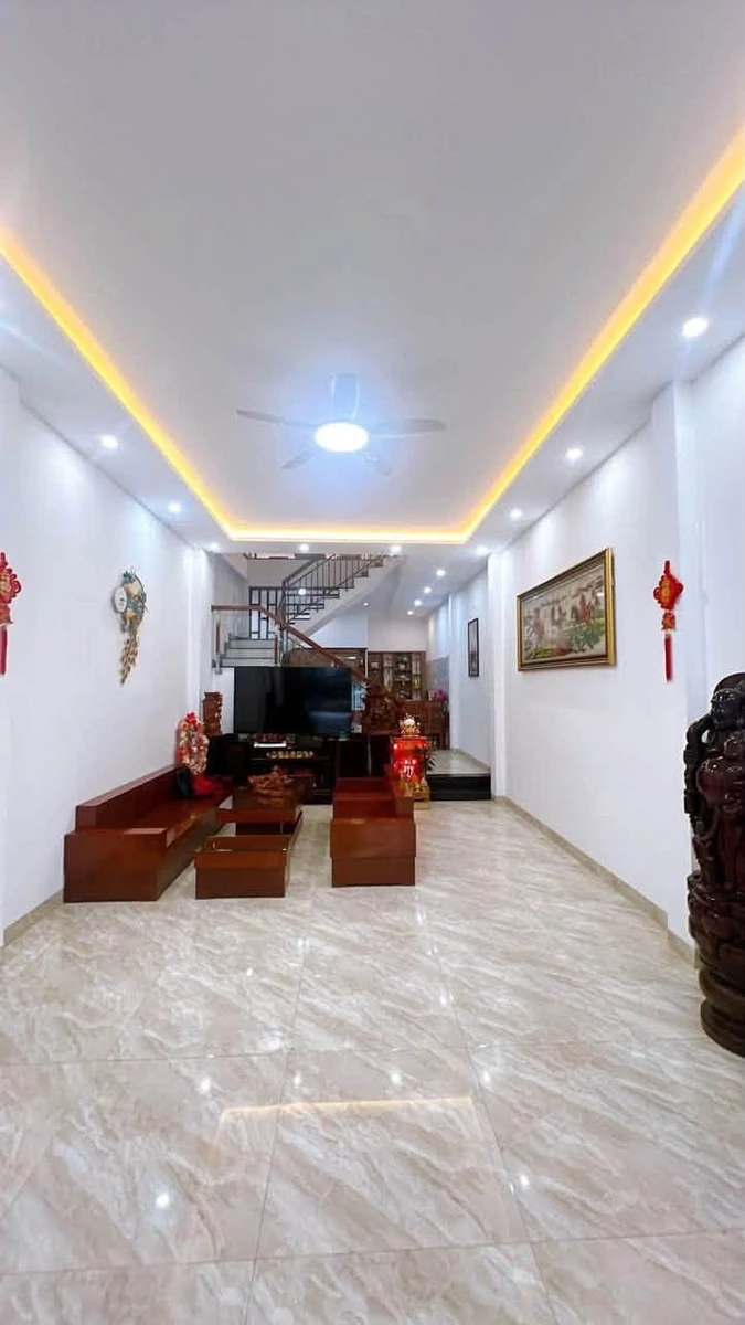 Bán nhà 3 tầng mặt tiền Lê Văn Hiến 73m² - 9,5 tỷ - Ảnh thu nhỏ 5