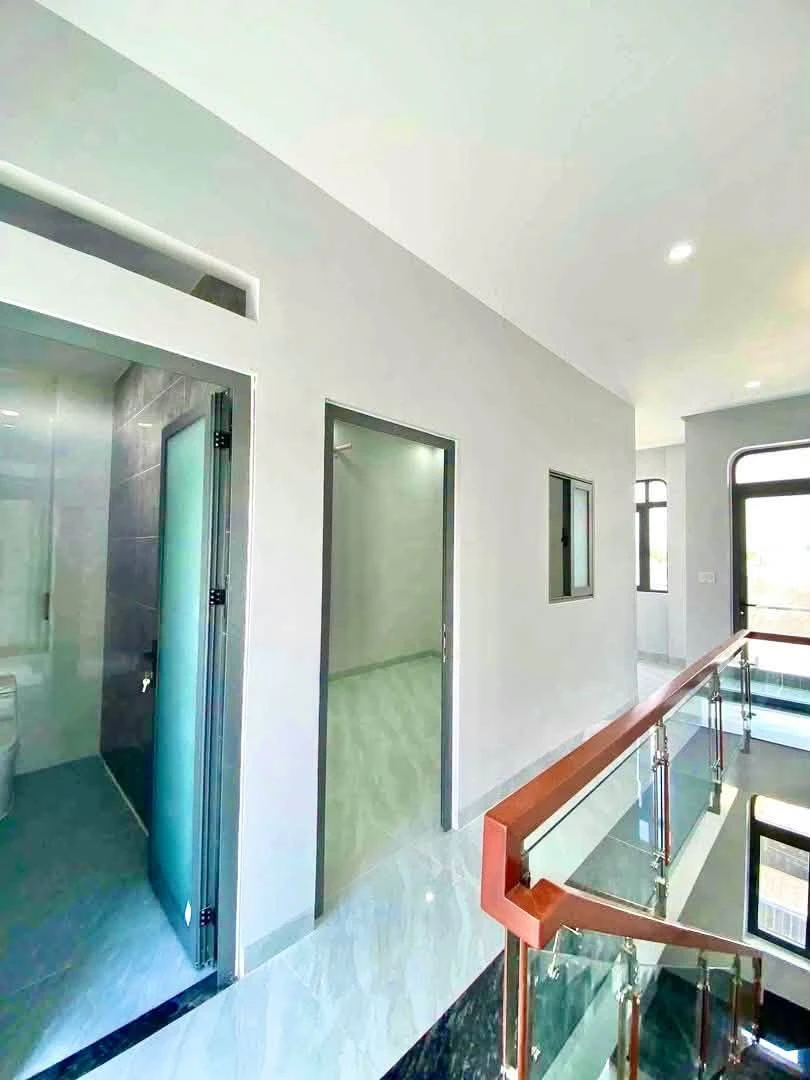 Bán nhà 3 tấm 68m² gần chợ và ga Dĩ An, giá 4,45 tỷ - Ảnh thu nhỏ 3