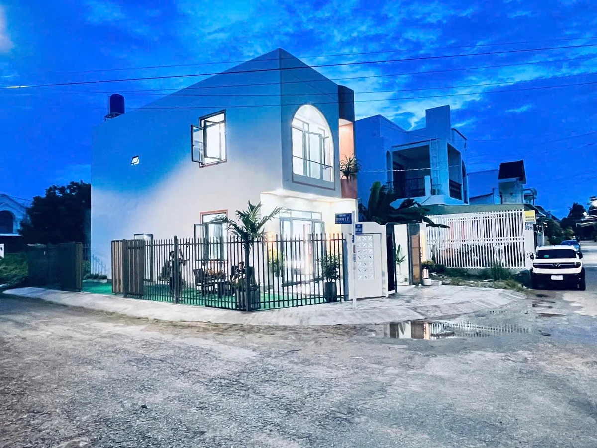 Bán nhà góc 2 mặt tiền Rạch Giá 85m² giá 3,18 tỷ - Ảnh 1