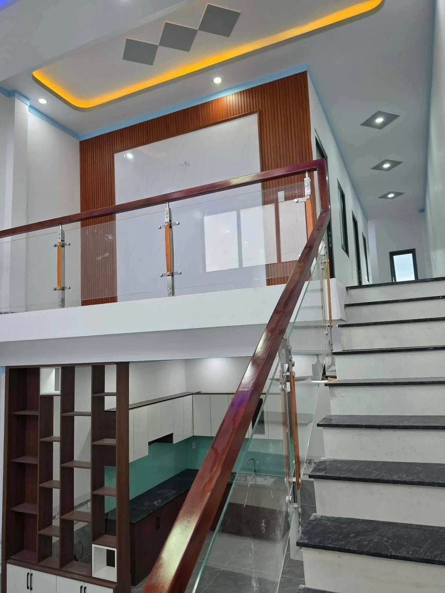 Bán nhà gác lửng 3PN 100m² Hóc Môn, sổ riêng - Ảnh thu nhỏ 3