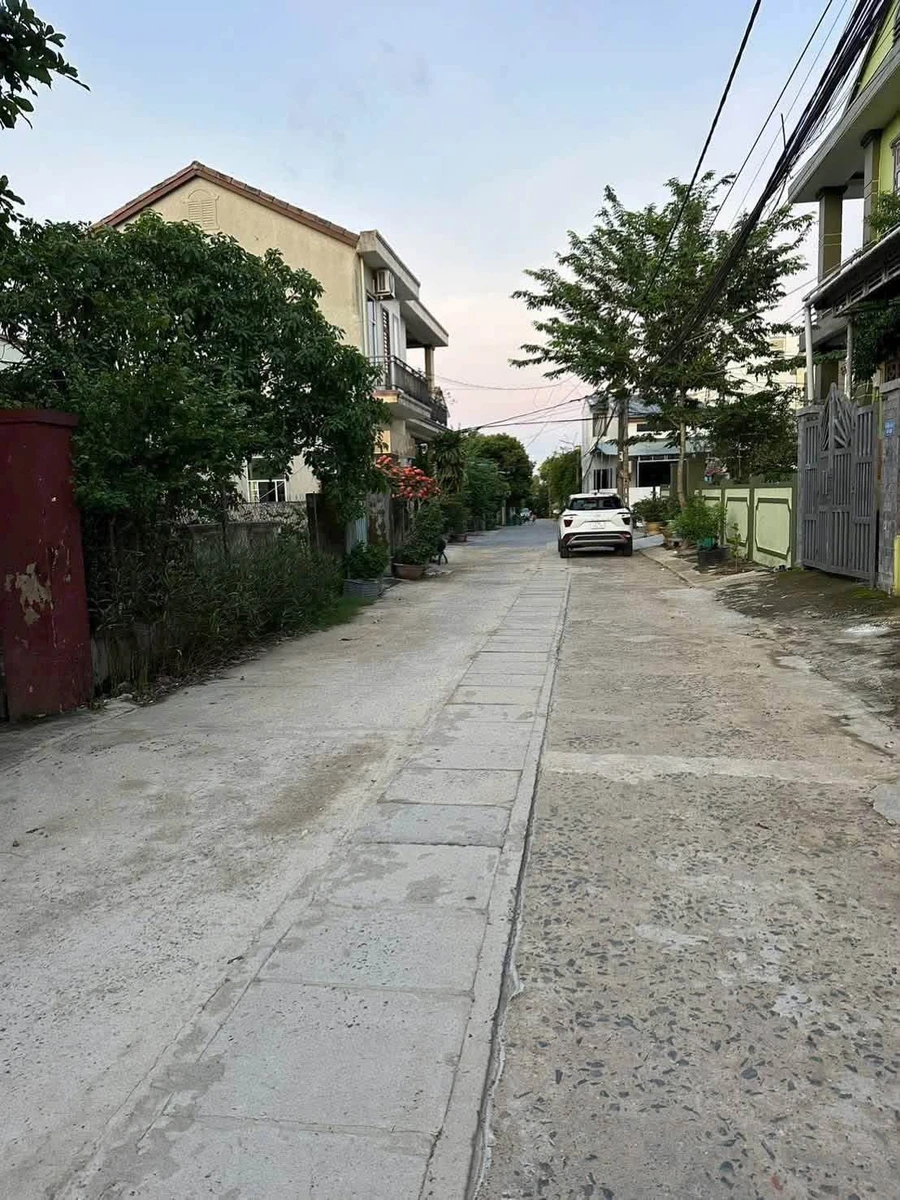 Bán nhà cấp 4 Lê Lợi Q.1, 197m2, giá 1 tỷ 4 - Ảnh 1