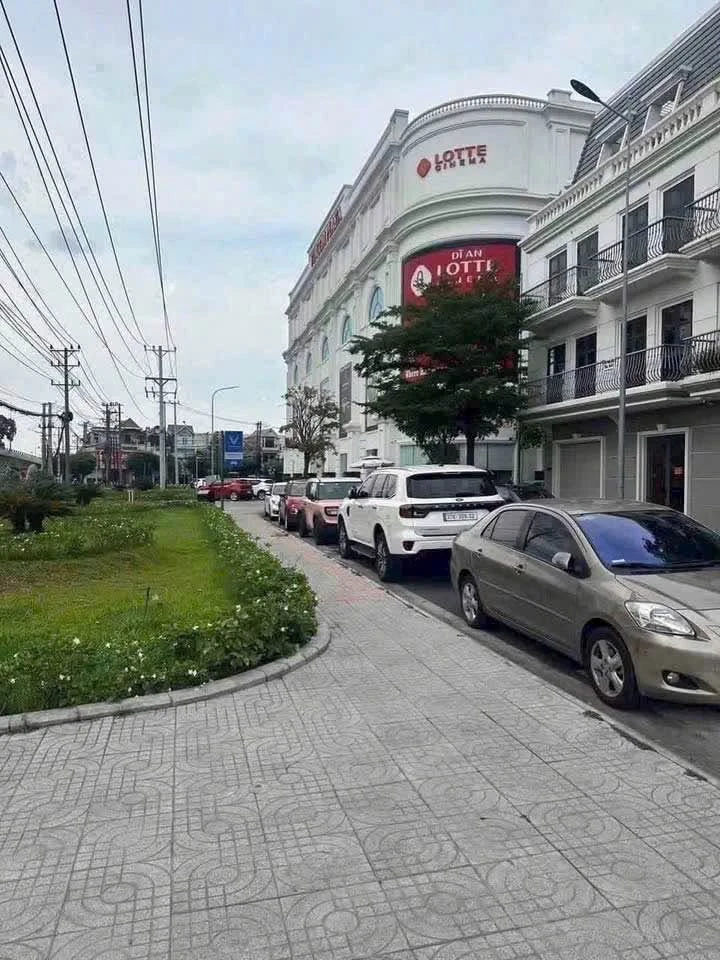 Bán shophouse 184.8m² mặt tiền kinh doanh Vincom 550, 13.8 tỷ - Ảnh thu nhỏ 4