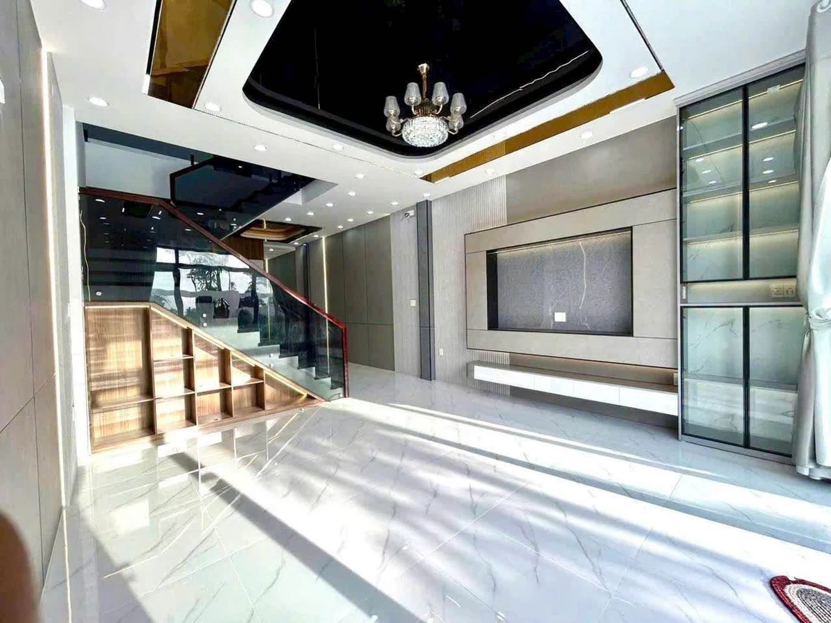 Bán nhà 1 trệt 1 lầu 145m² view sông Bến Lức - Ảnh thu nhỏ 4