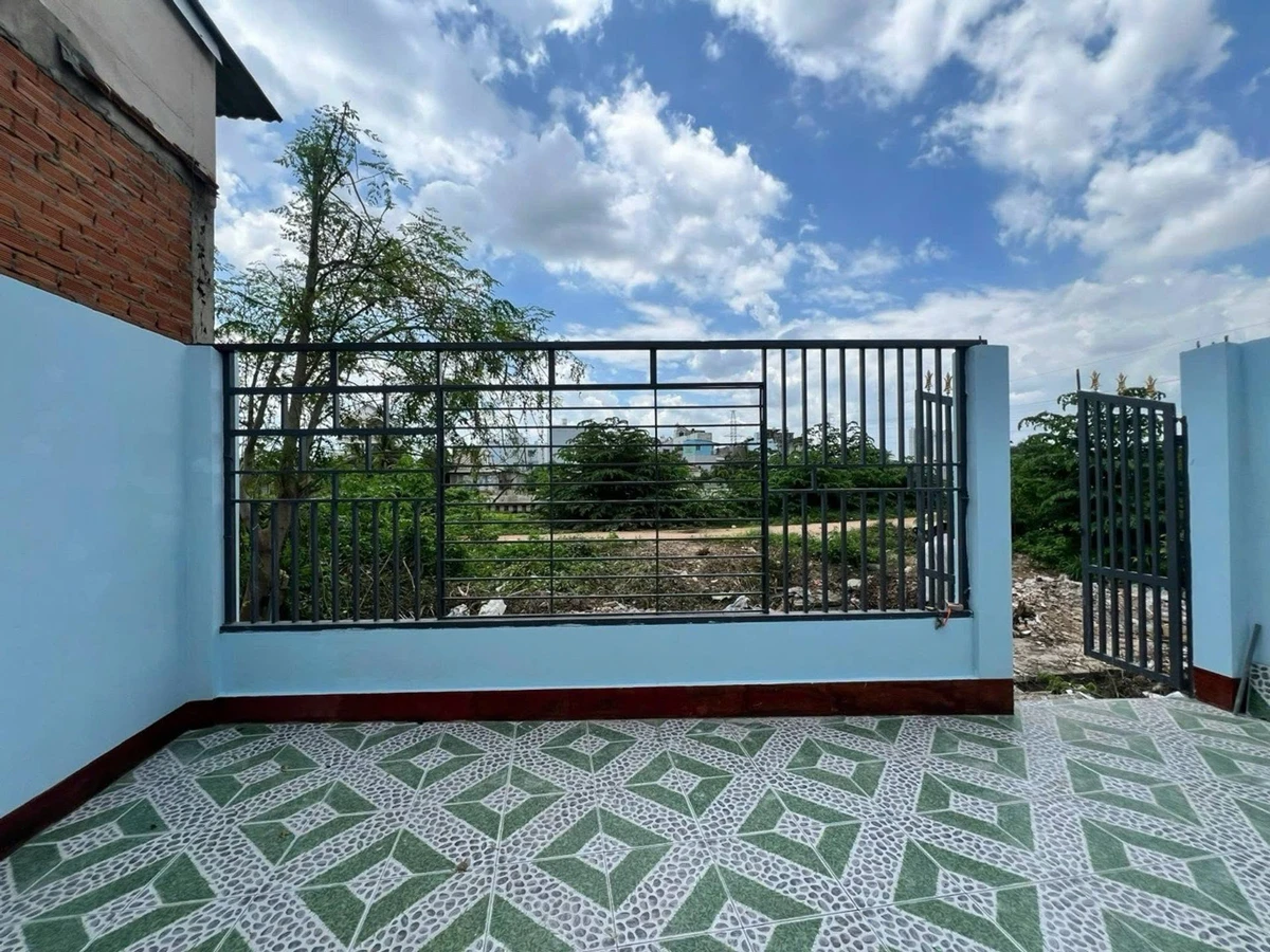 Bán nhà 2 mặt tiền Tỉnh Lộ 10, Bình Tân, 264m2, 5 tỷ - Ảnh thu nhỏ 3