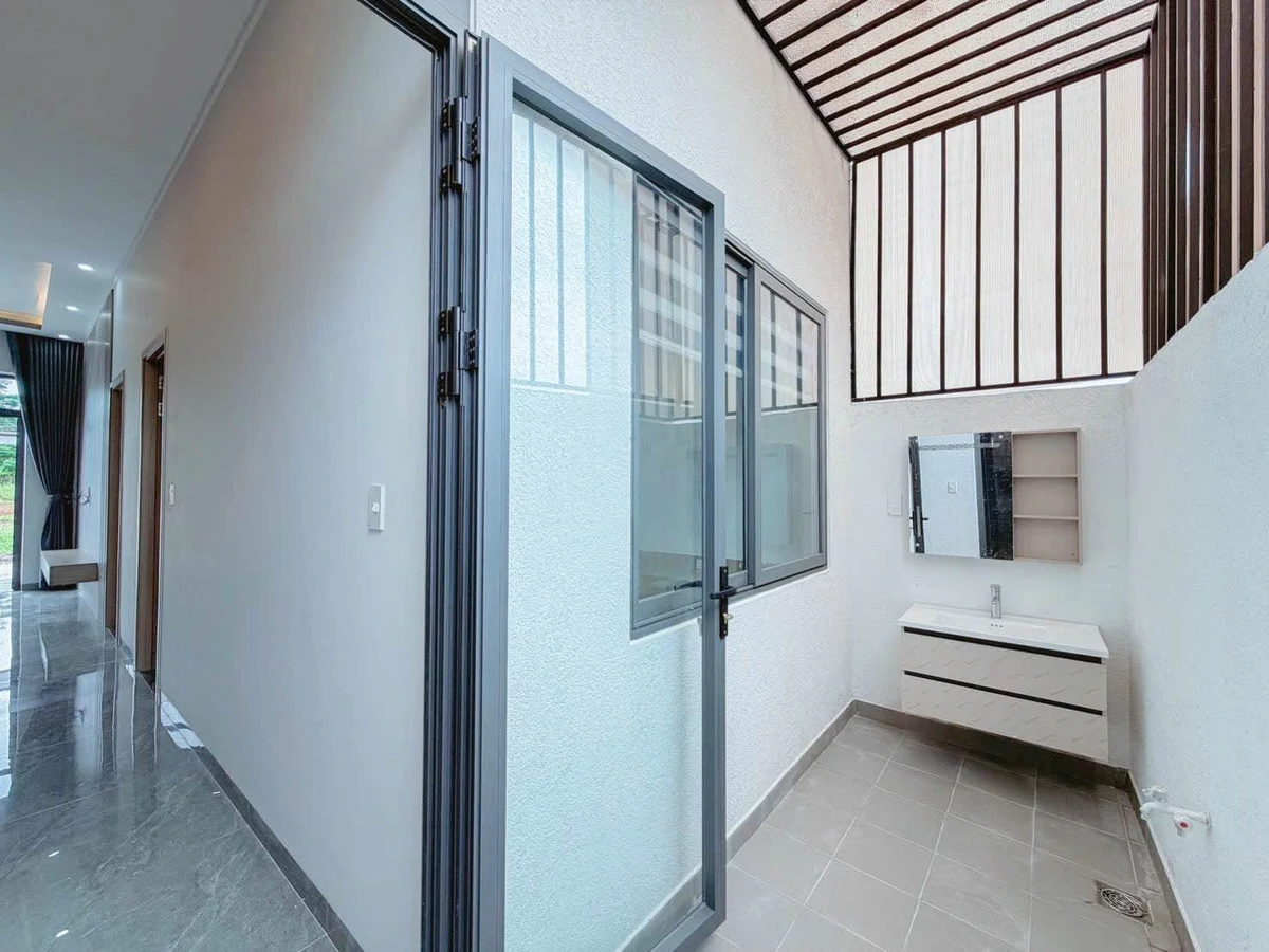 Bán nhà 1 phòng ngủ 108 m² Bàu Trâm 1,3 tỷ - Ảnh thu nhỏ 5