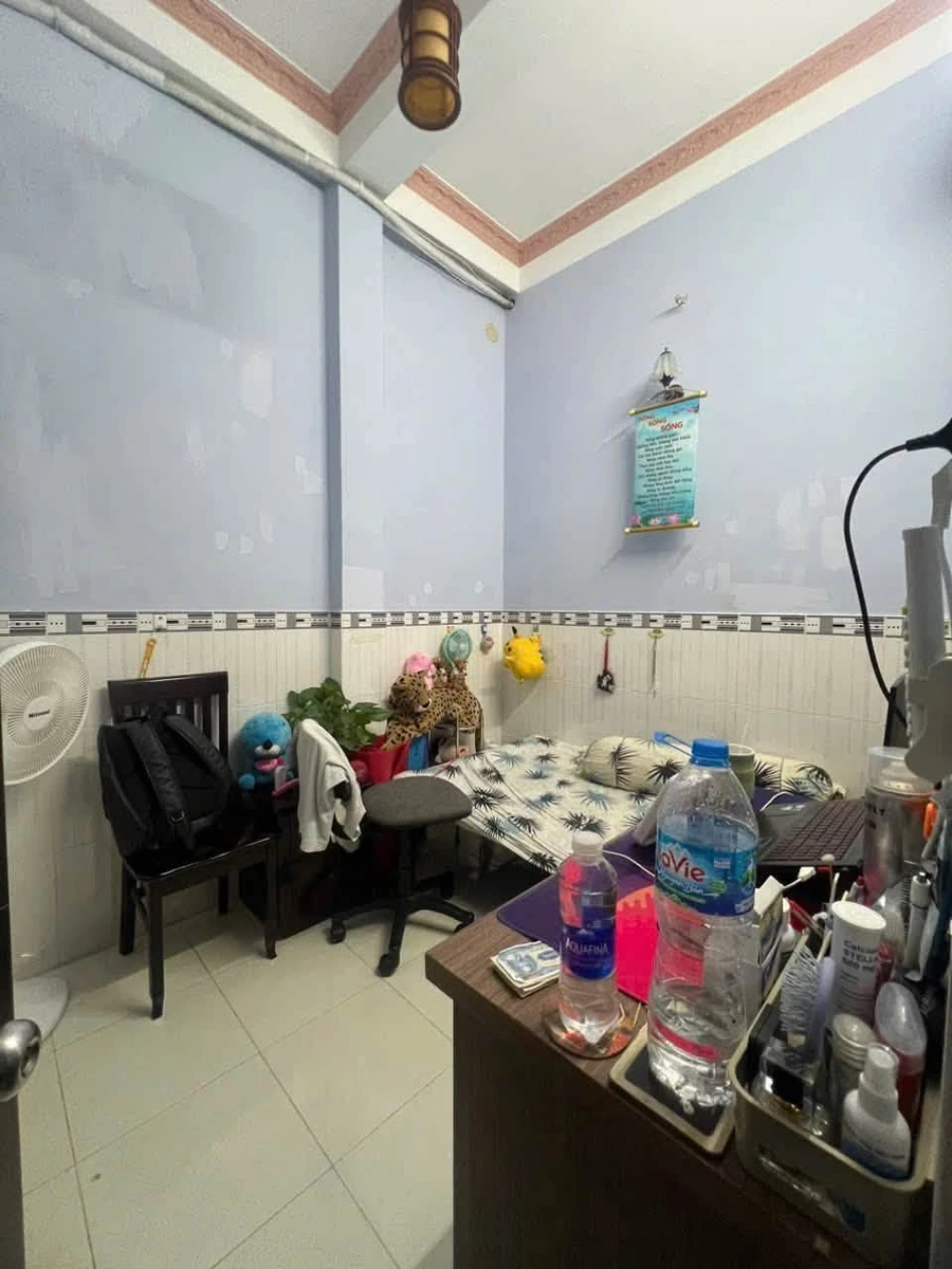 Bán nhà hẻm xe hơi Quận 4, 31m2 trệt lầu, giá 3,999 tỷ - Ảnh thu nhỏ 4