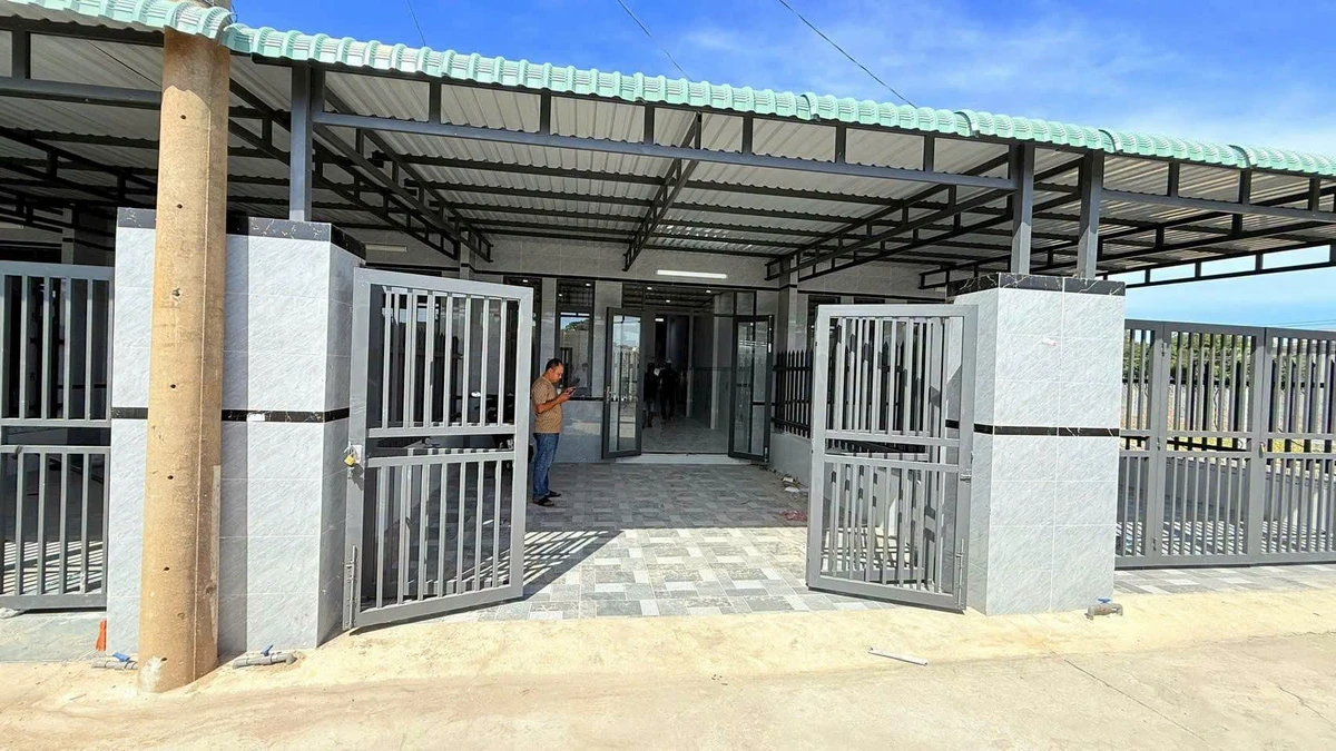 Bán nhà mới xây 126m² 3 phòng ngủ gần biển Phước Hải BRVT - Ảnh thu nhỏ 2