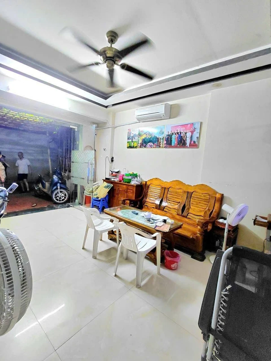 Bán nhà 4 tầng 49m² Quận 12 giá 3,96 tỷ - Ảnh thu nhỏ 3