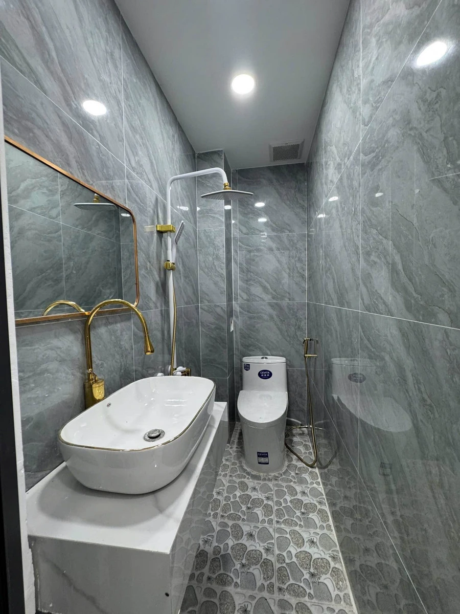 Bán nhà 3 phòng, 111m² Bà Điểm, gần Chợ Đầu Mối, 3.8 tỷ - Ảnh thu nhỏ 5