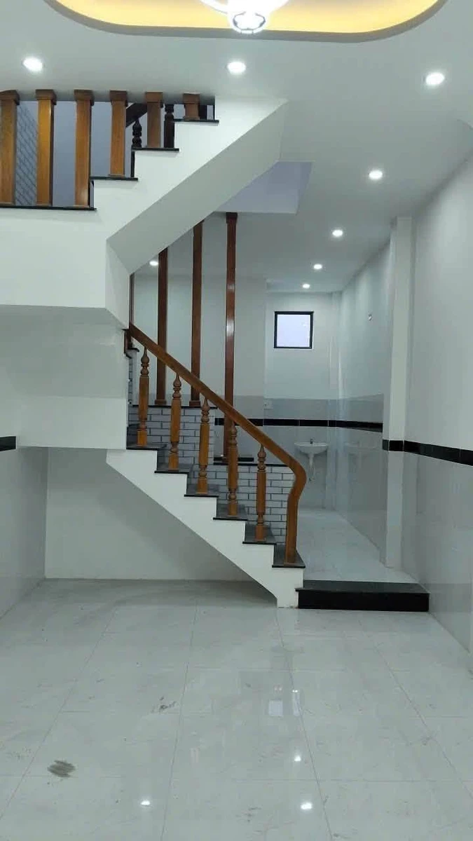Bán nhà hẻm 2 tầng 40m2, 2PN, 2WC Thị Nại, Quy Nhơn - Ảnh thu nhỏ 2