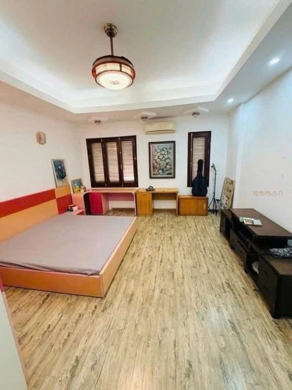 Bán nhà mặt tiền Cửu Long, 4,2x11m, 4 tầng, 9 tỷ, Tân Bình - Ảnh thu nhỏ 2