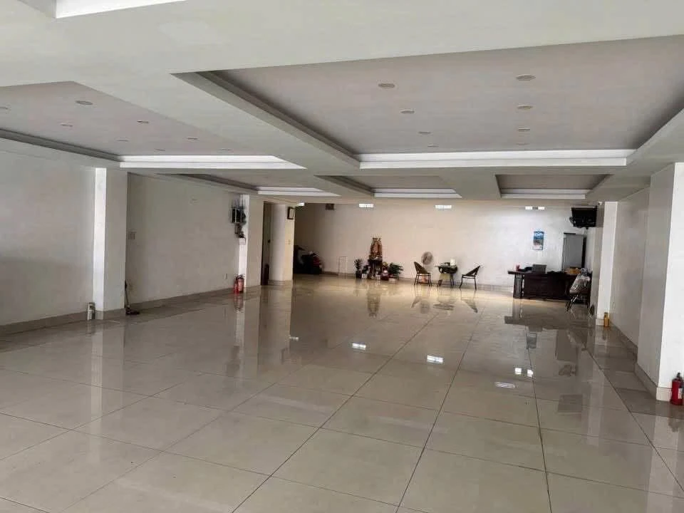 Cho thuê shophouse 540m2, 5 PN mặt tiền Nguyễn Văn Linh, Hải Phòng - Ảnh thu nhỏ 5